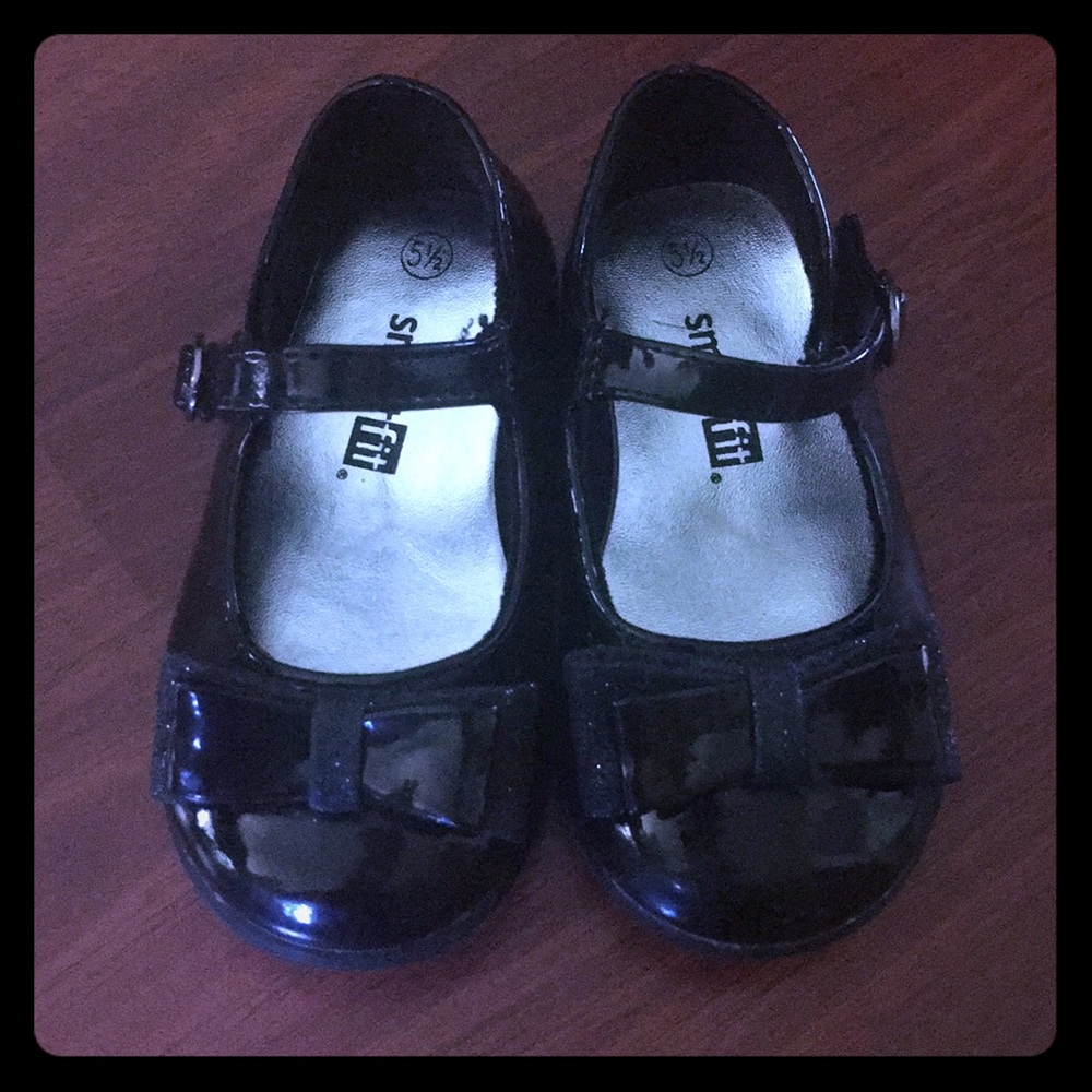 Cute little girl dress shoes